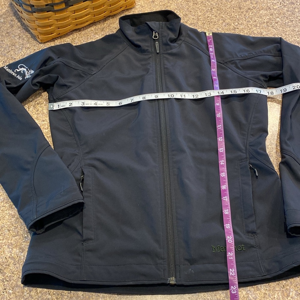 Marmot Black Jacket XS With FLAWS Matthews Asia Embroidered Patch FLAWED - Picture 5 of 17